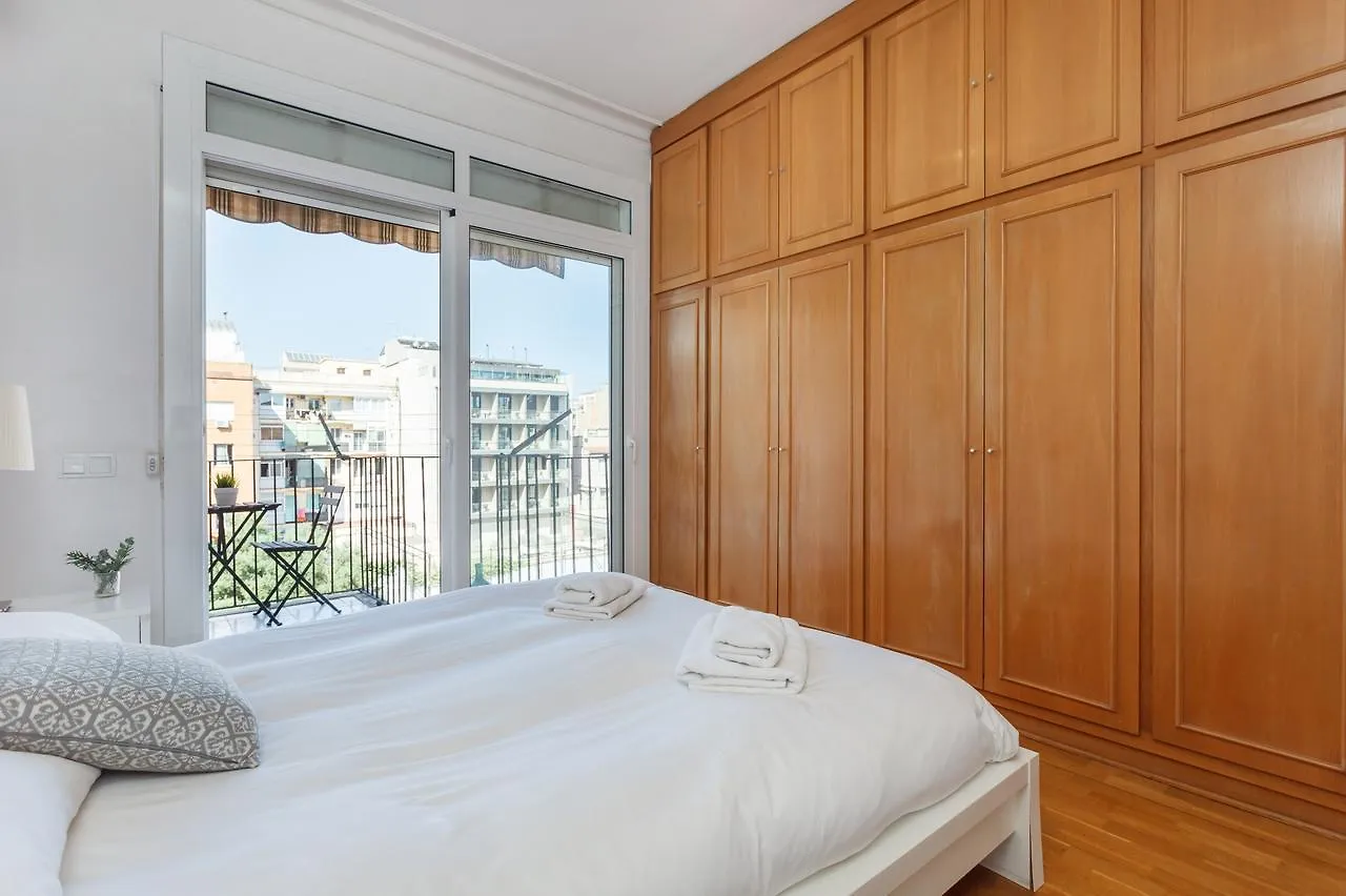 Flateli Aribau Apartment Barcelona