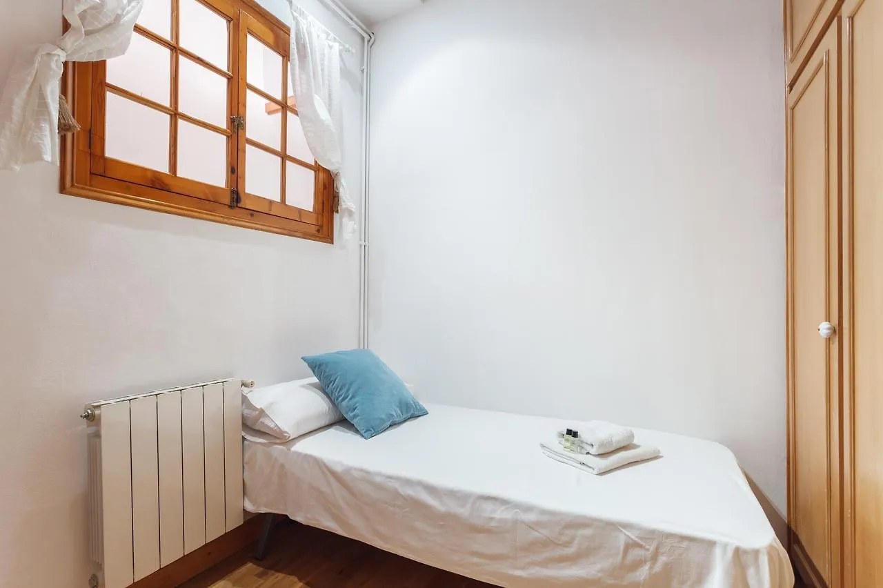 Flateli Aribau Apartment Barcelona